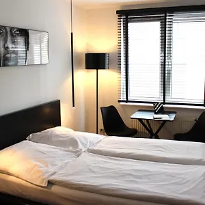 https://a-partment-koln-schokoladenmuseum.topcolognehotels.com